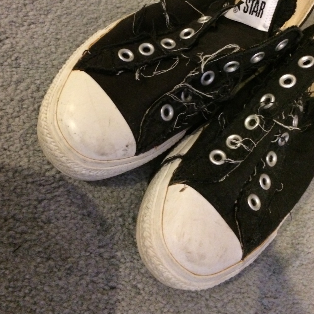 Used back converse - Picture 2 of 3